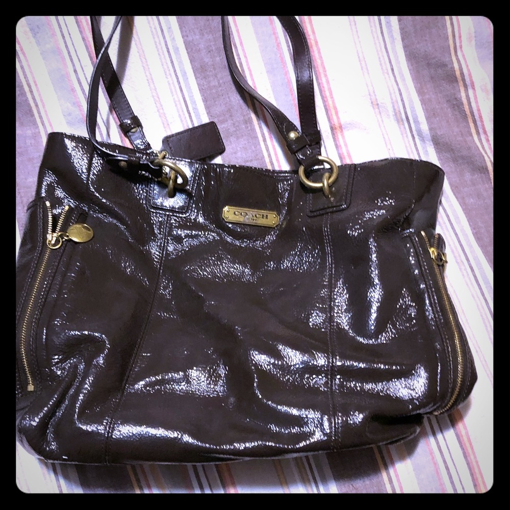 Paten brown coach purse